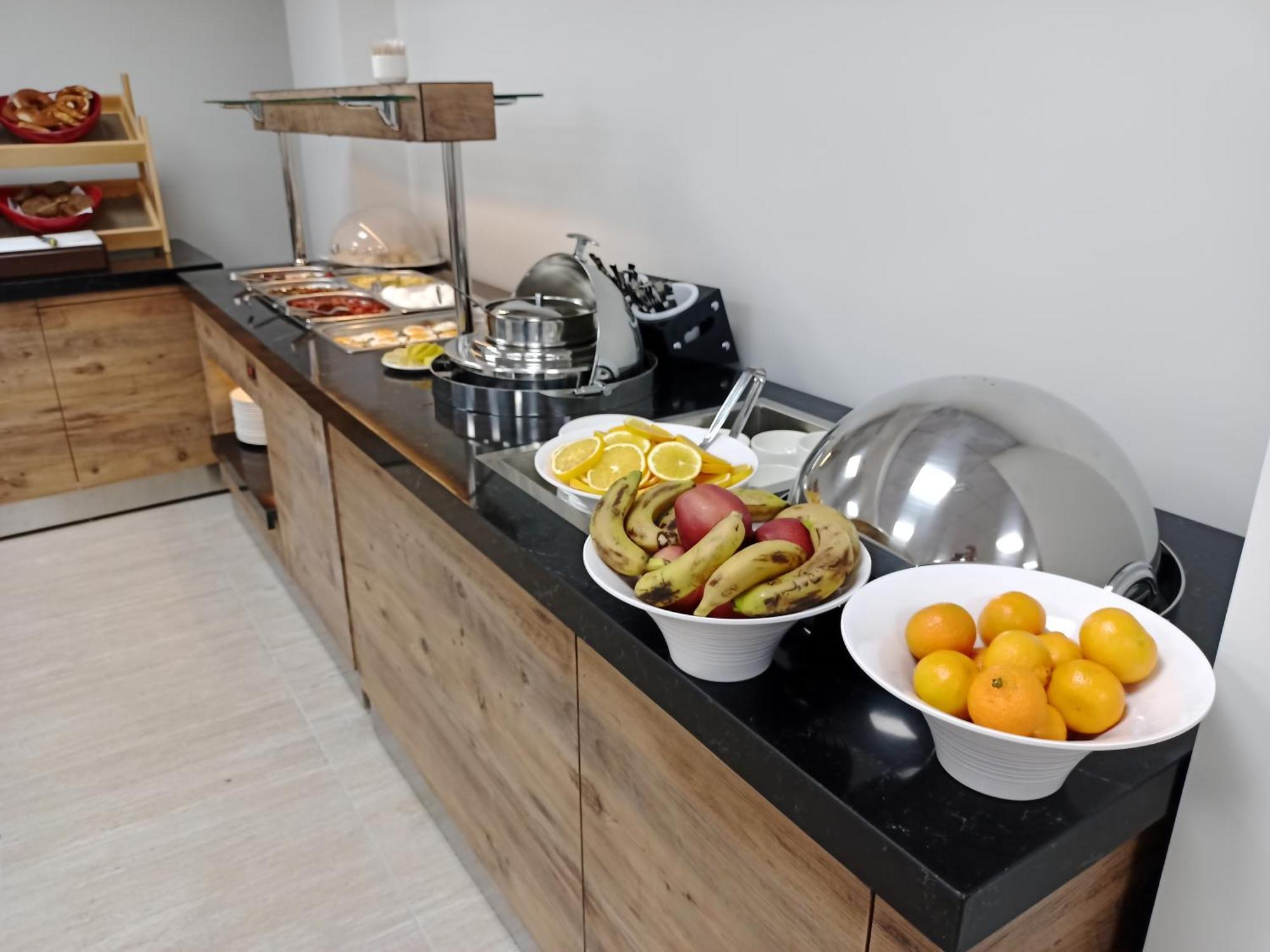 C Suites Antalia Airport Extérieur photo
